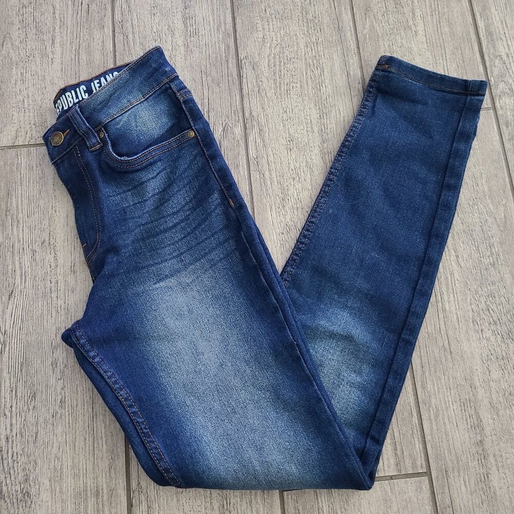 Urban Republic Skinny Jeans Dark Wash Women's Size 6